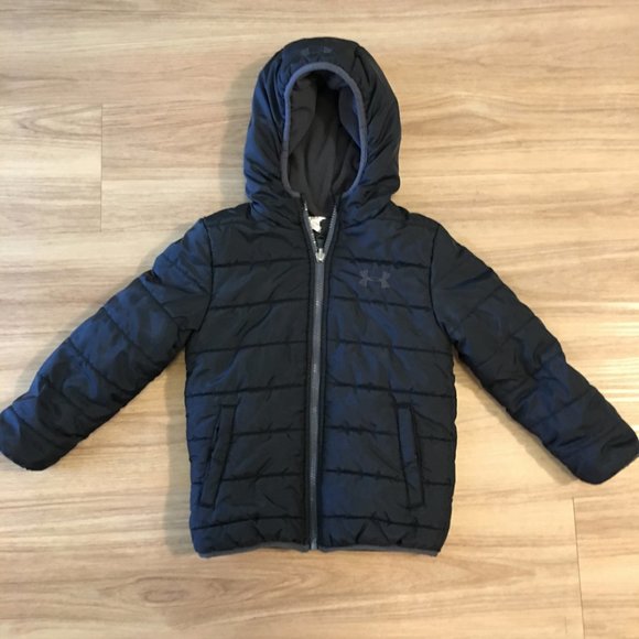 Under Armour Other - Under Armour Boys Reversible Black Coat.